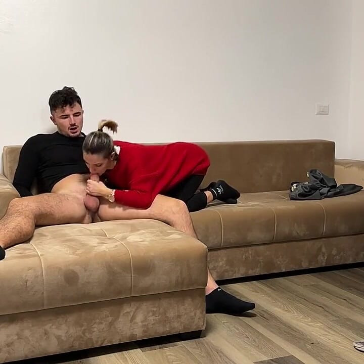 Teen Pregnant Fucks the Carpenter in Various Positions. Full of Dialogues in Italian, POV, Cowgirls