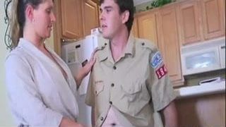 Devon James, audition de boyscout