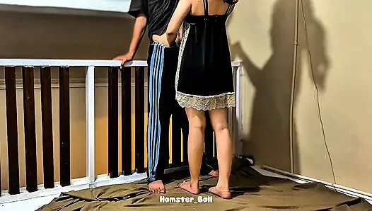Sex: A MILF Neighbor Gives a Blowjob on the Balcony