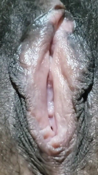 Hot Hairy MILF Pussy Close Up With Seductive Amateur Energy | Clip 1