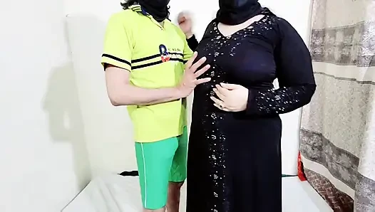 College-lehrerin, die mit muslimischer hotwife anal liebe macht