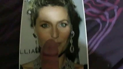 Gillian Anderson is one hot milf