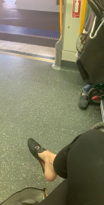 Dangle on the train