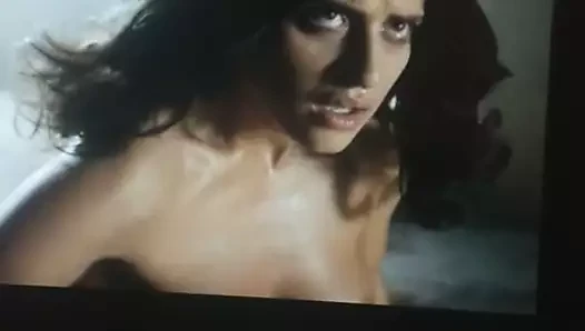Anya Chalotra Cum Tribute