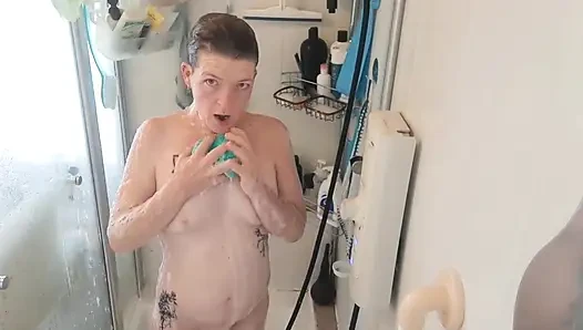 Orgasme mandi tangan