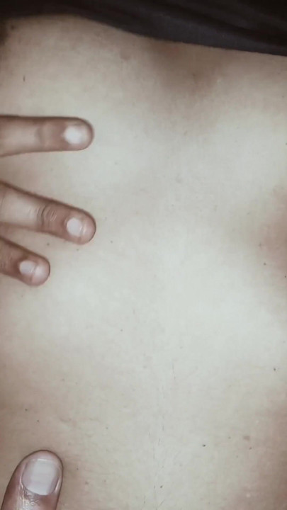 超ホットな継姉が良いセックスを楽しみました | クリップ 1