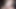 緊張が解けるまで公のキスでからかわれる