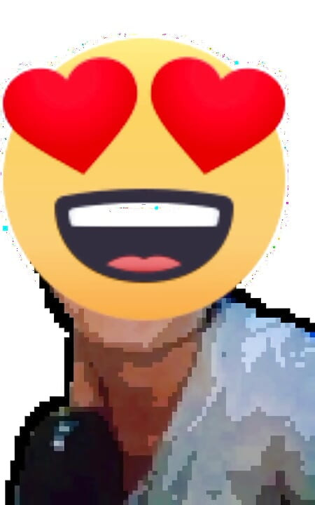 큰 후장 계모는 큰 두꺼운 오이를 따먹고, 그녀는 나에게 그녀의 열린 엉덩이의 증거를 보냅니다.