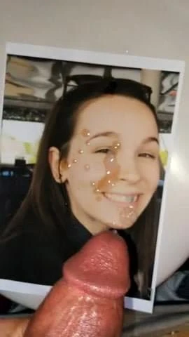 My first tribute video, I cover her cute pretty face