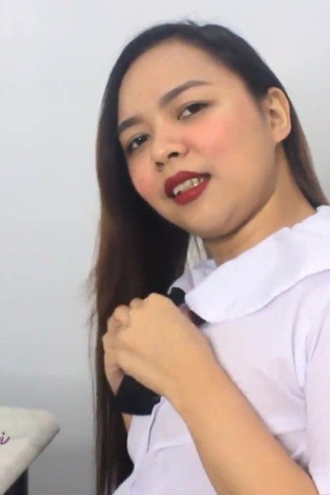 Temanku yang sange pengen banget dientot - apa yang kamu lakuin waktu dia menggodamu?