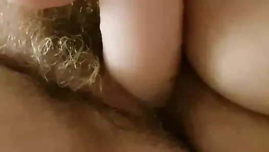 Istri saya meraba keras dan kacau dengan dildo besar