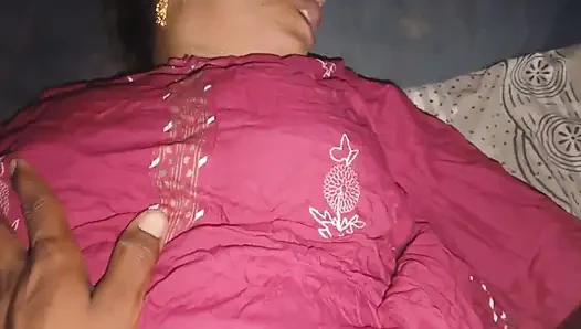 Bhabhi Ko Pela in House Hindi Video