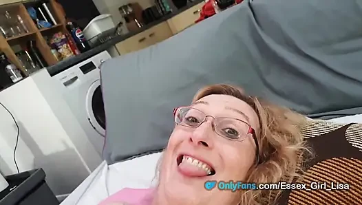 Tante lisa femdom ngentot pegging budak seksnya yang penurut