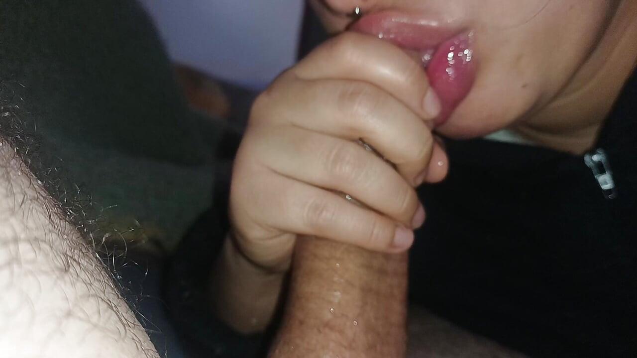 DEEP HOT AND SMEARED BLOWJOB,SHE HAS THE BEST BLOWJOB