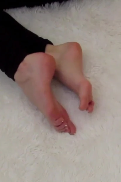 Perfect feet jerk off instructions