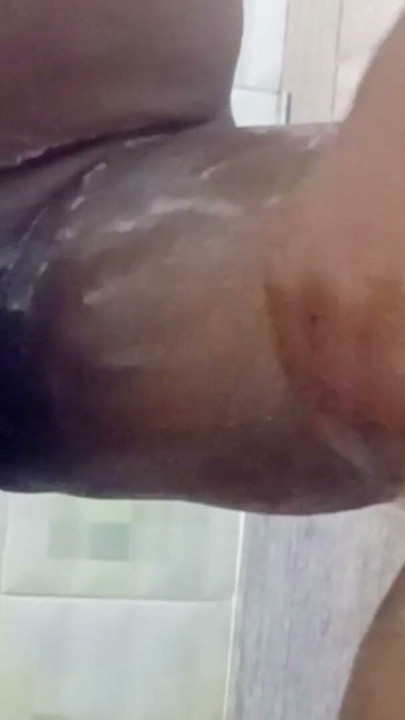 a desi boy bathing what he doing | Clip 1