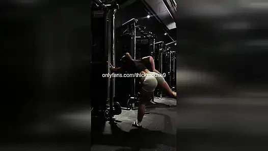 Tiny 18yo Virgin Hole Fucked Raw Deadlift Slip