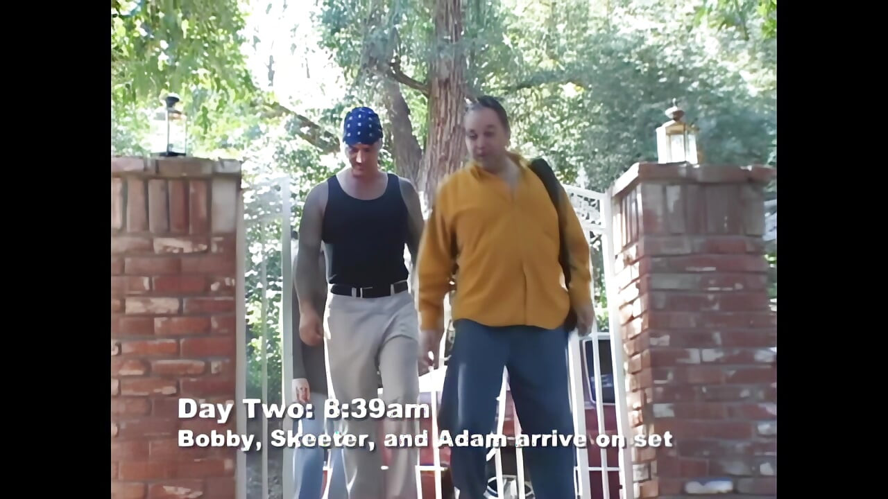 أودري هولاندر: ألعاب شرجية مجنونة مع صديقتي جولي