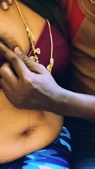 必须分享的时刻来自“泰米尔肮脏的谈话沙发性牛仔女孩的位置印度沙发性爱我的chella thevidiya”