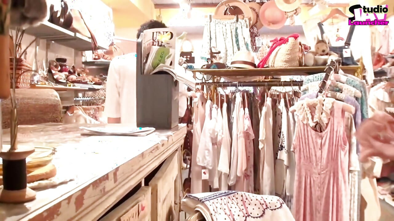 Forbidden Thrill, Bold Encounter with a Charming Shop Assistant After a Risky Moment - Scene2