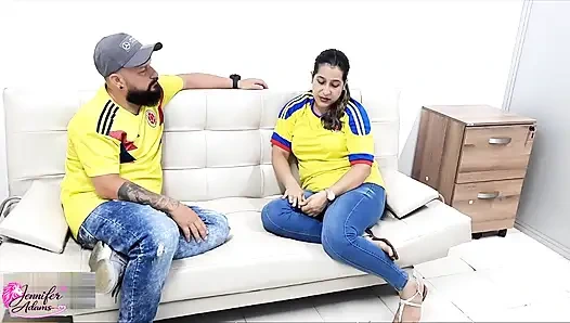 Meine Schwägerin wird richtig schmutzig und bittet mich, sie zu ficken, und wir haben Sex, ich gebe ihr mein Sperma auf ihren Po – Porno en Español