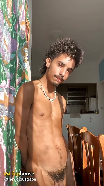 Exhibing My Naked Body in the Sunlight