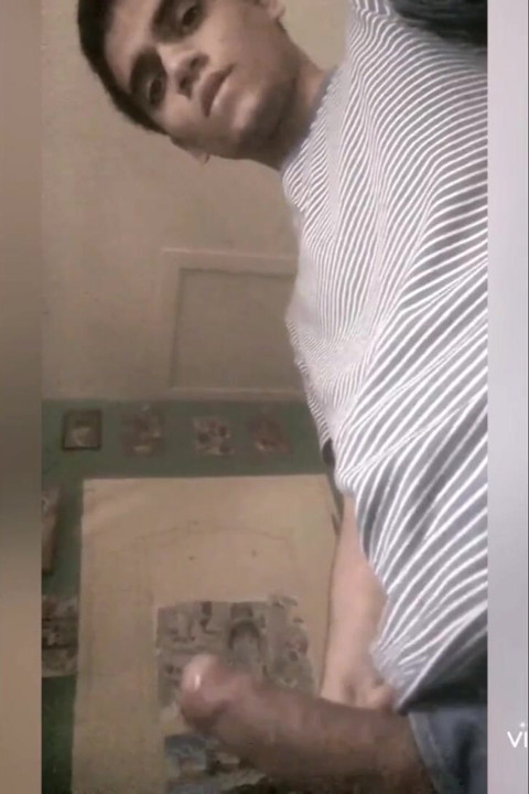Cute 18yo wanks for his girlfriend