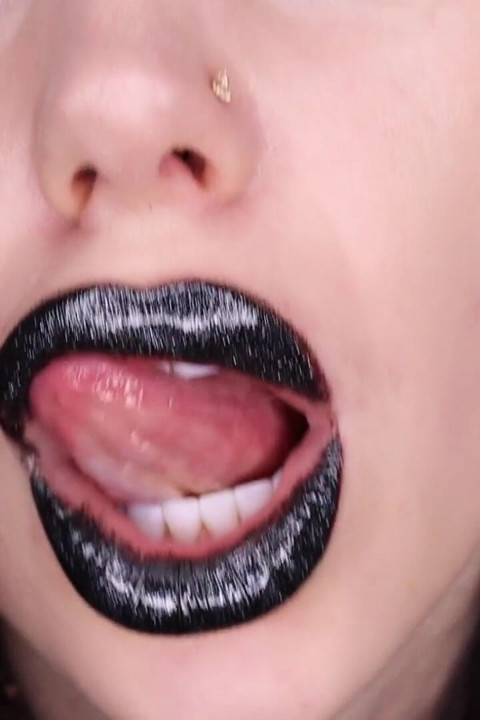 Senhora de lipnose preta joi