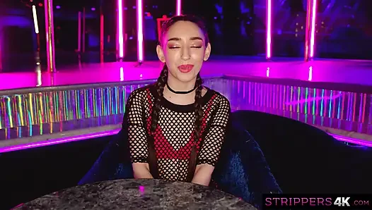 Tiny Dancer Works High Roller's Pole
