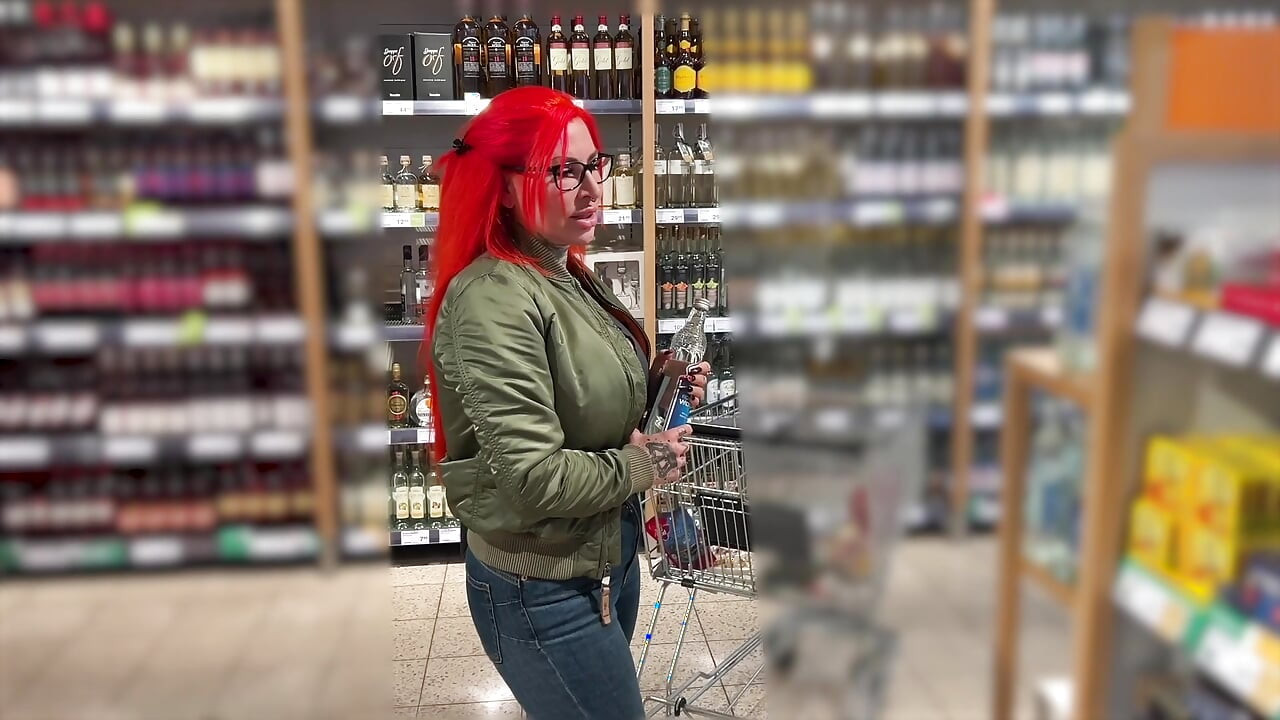 Spontaneous sex date,He won't forget this purchase in a hurry