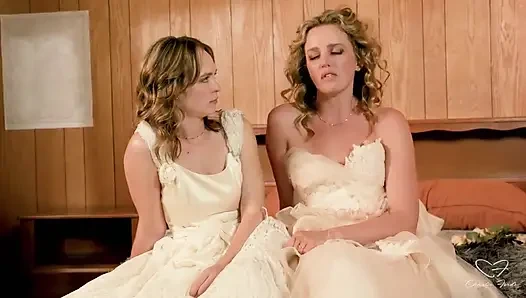 Interview: Marriage and Eloping Featuring Charlie Forde, Lilly Bell