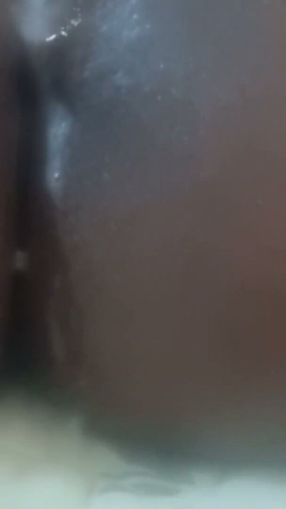 Calcinha vermelha puxada para o lado e fodida por sugar daddy | Clipe 1
