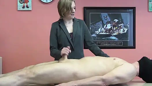 Bossy megan menampilkan megan coxx