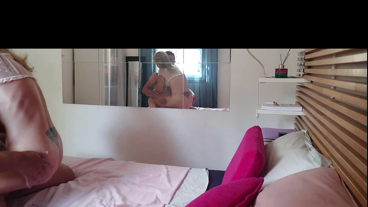 House sitting! 30 for a hard fuck before the owner came back.