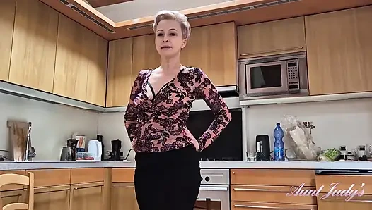 Auntjudys - Busty Amateur MILF Wanilianna Gets off in the Kitchen