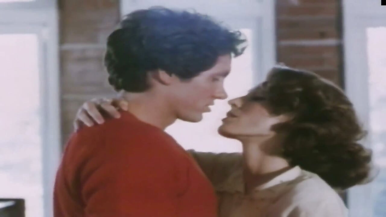 Vintage MILF Overwhelmed in Steamy Golden Age Orgy Scenes