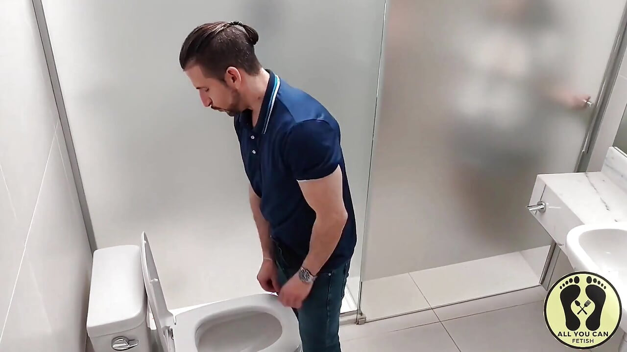 Pee Desperation Berättelser Största Piss ansamling någonsin