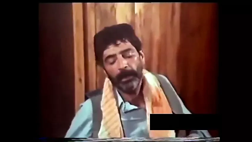 TARIK AKAN - SEKS SAHNESI - NILGUN AKCAOGLU