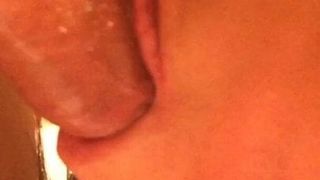 Japanische MILF, schlampiger Blowjob, tiefe Kehle & Sperma im Mund