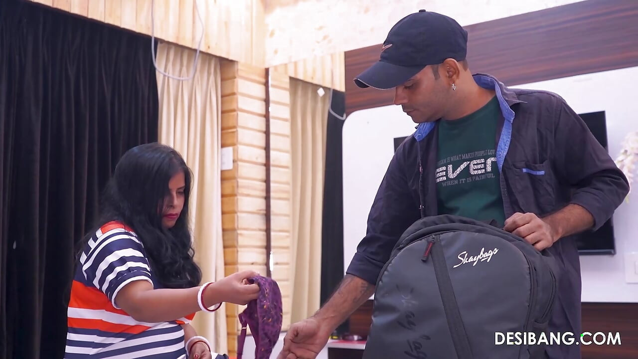 What?! You didn’t Bring me Anything? Amateur Desi Couple at DesiBang