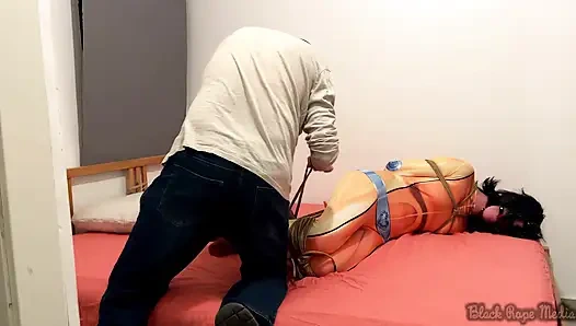 Alex Ist Total Gefangen Genommen