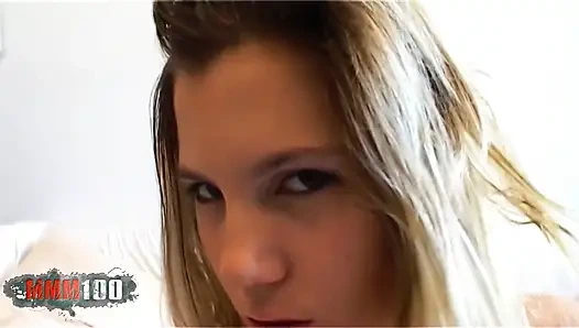 Yaiza Del Mar: Hot Spanish Teen Stripping and Showing Her Incredible Pussy