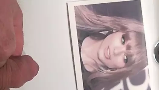 taylor swift'e işemek