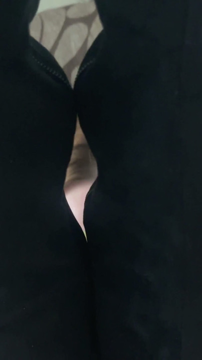 Fucking a mature milf in stockings and boots - Creampie POV | Clip 1