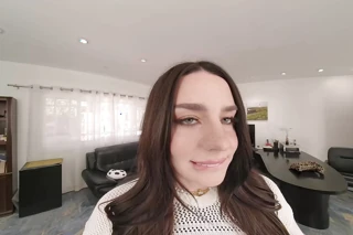 Badoinkvr Baddie Maddie Wren ile ofisinin her yerinde riskli ve frikikli olacaksın
