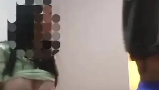 Bir Yabancı Gibi Yapmak Bölüm 1