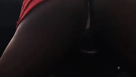 Sadece küçük bir göt sallıyor