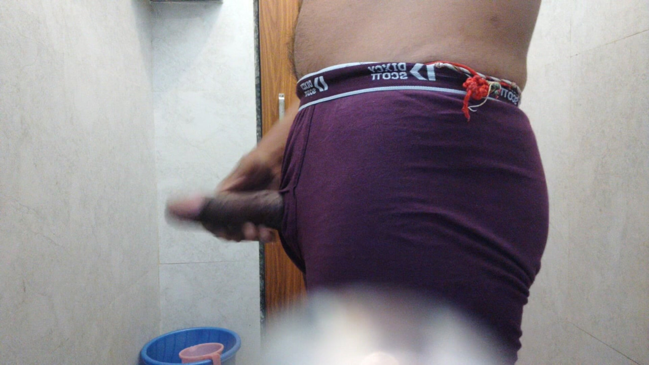Indian men masturbating video