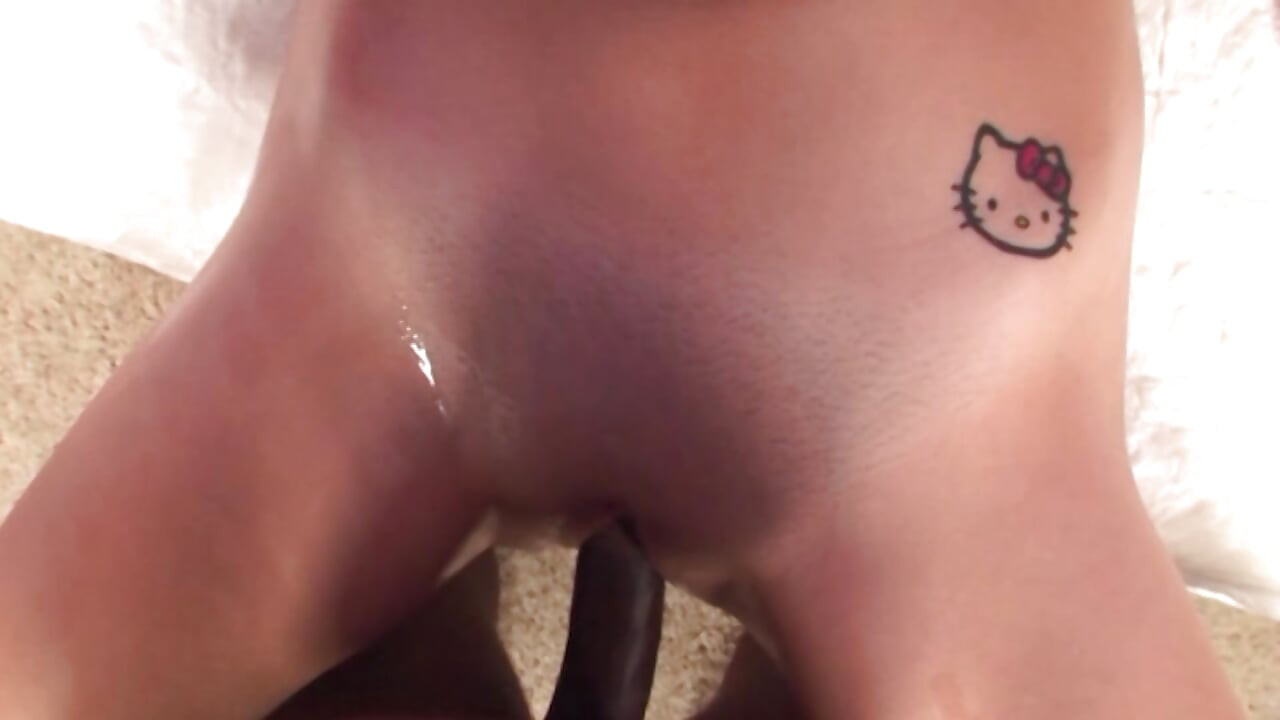 Mature Brunette Stretched Wide by Throbbing BBC in Sloppy Action