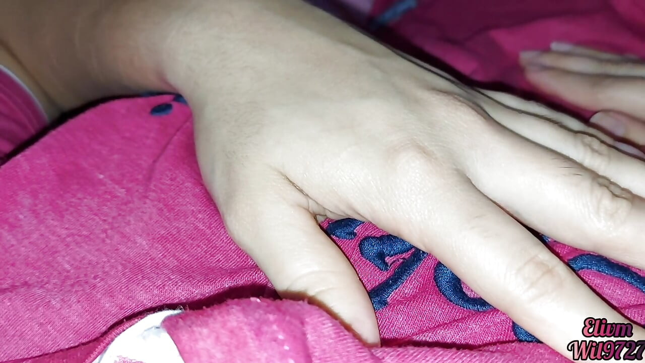 My girlfriend visits me and lets me record her hairy pussy